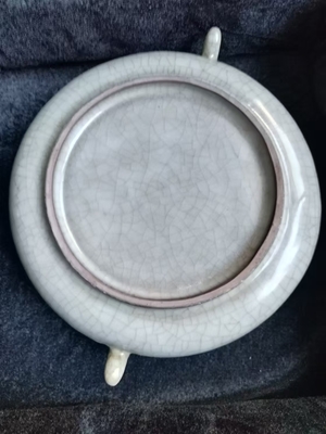 白釉瓷